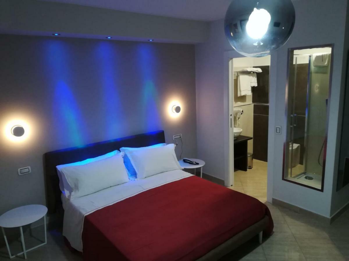 Sonevi Rooms Napoli Eksteriør billede