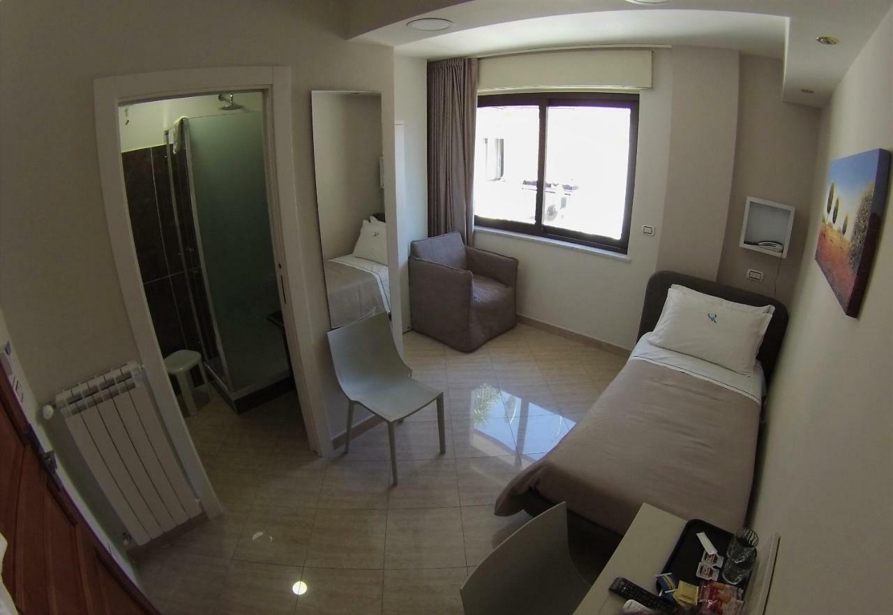 Sonevi Rooms Napoli Eksteriør billede