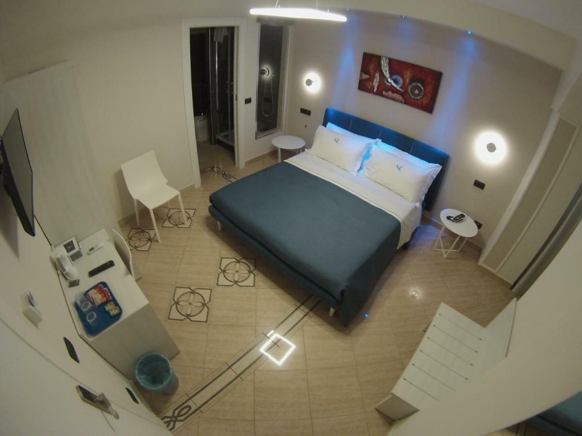 Sonevi Rooms Napoli Eksteriør billede