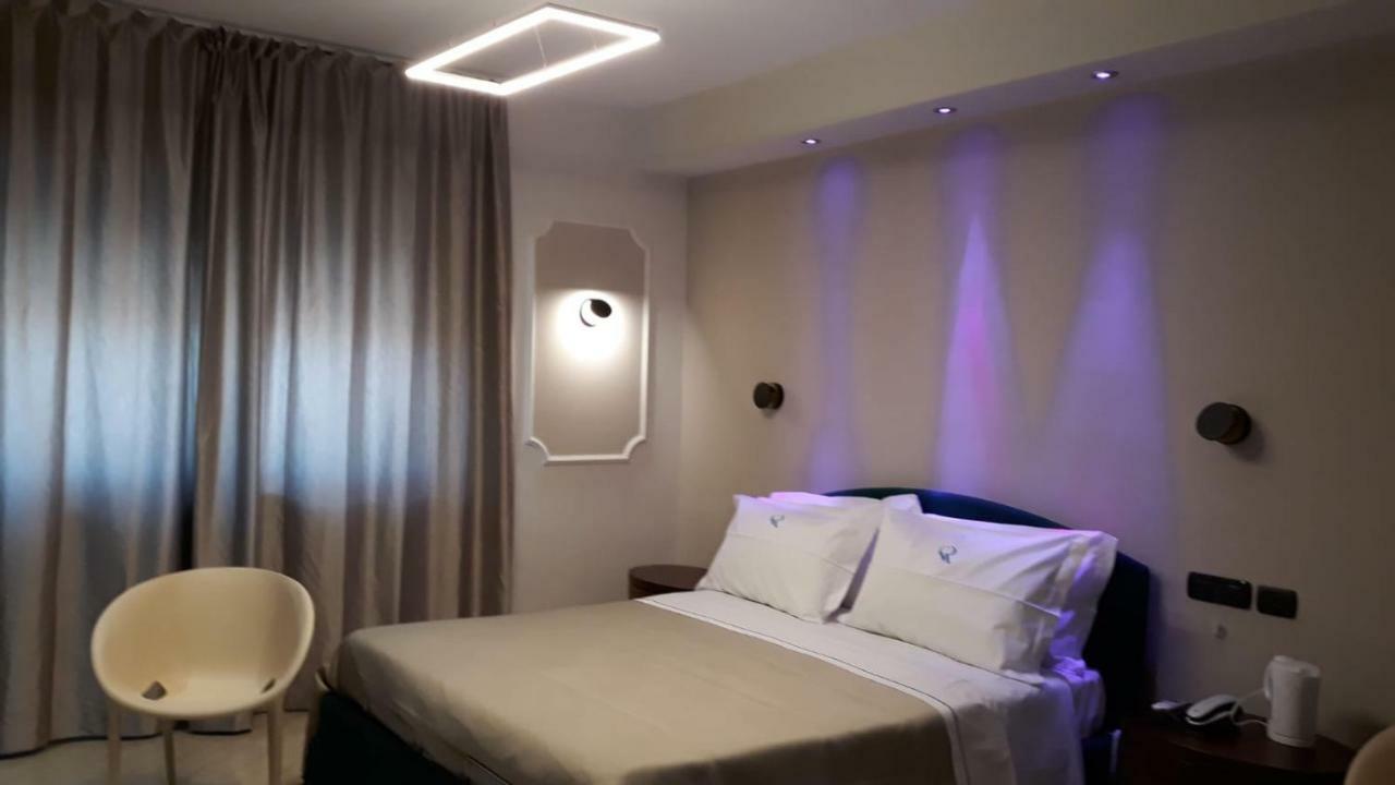 Sonevi Rooms Napoli Eksteriør billede