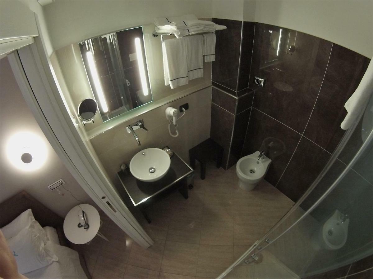 Sonevi Rooms Napoli Eksteriør billede