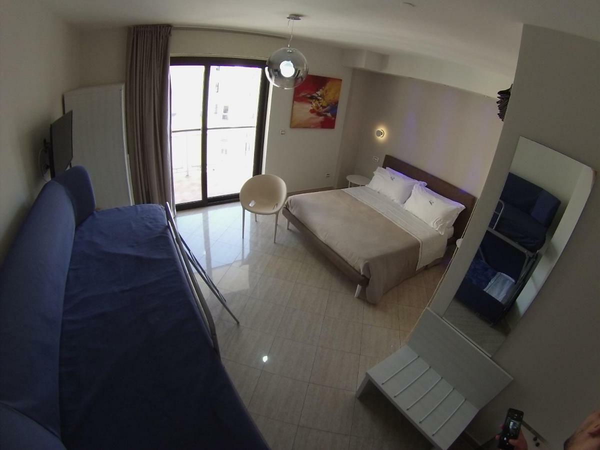 Sonevi Rooms Napoli Eksteriør billede