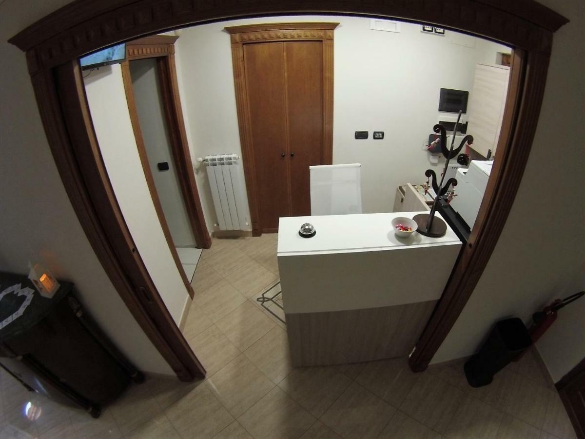 Sonevi Rooms Napoli Eksteriør billede