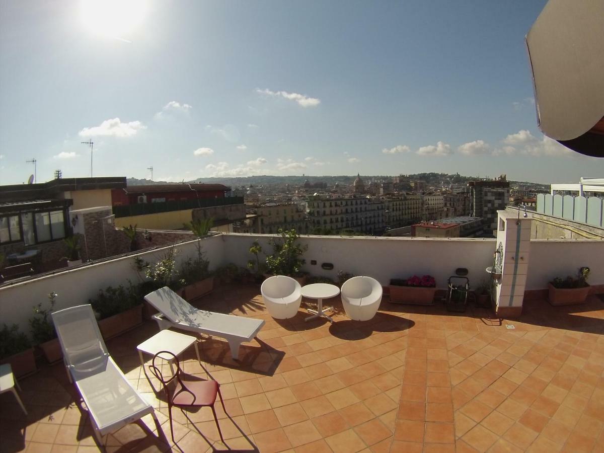Sonevi Rooms Napoli Eksteriør billede