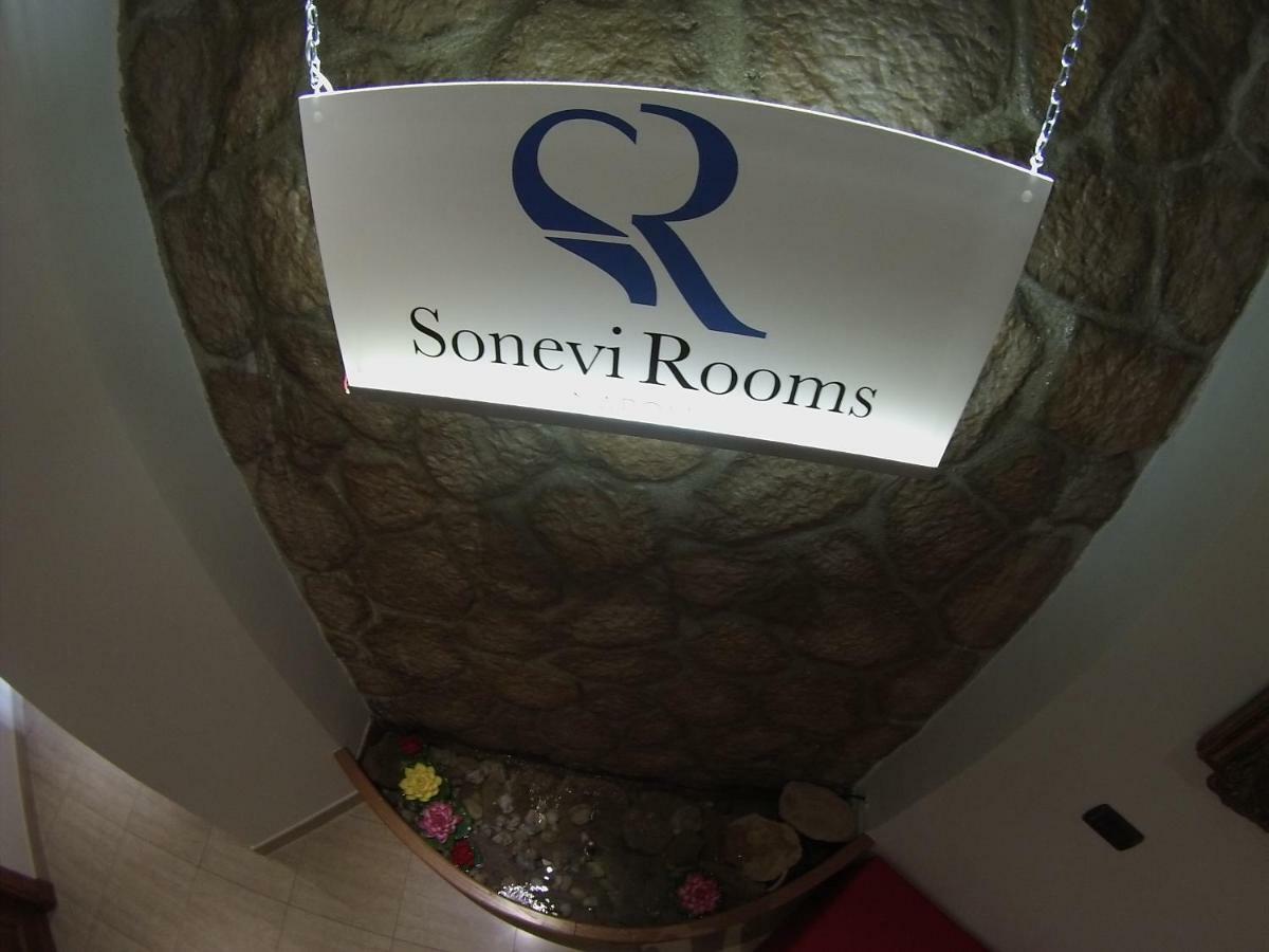 Sonevi Rooms Napoli Eksteriør billede